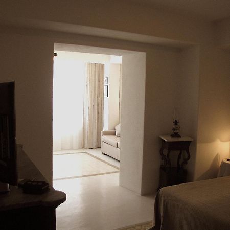 Hotel Santa Marina Antica Foresteria Santa Marina Salina Bagian luar foto