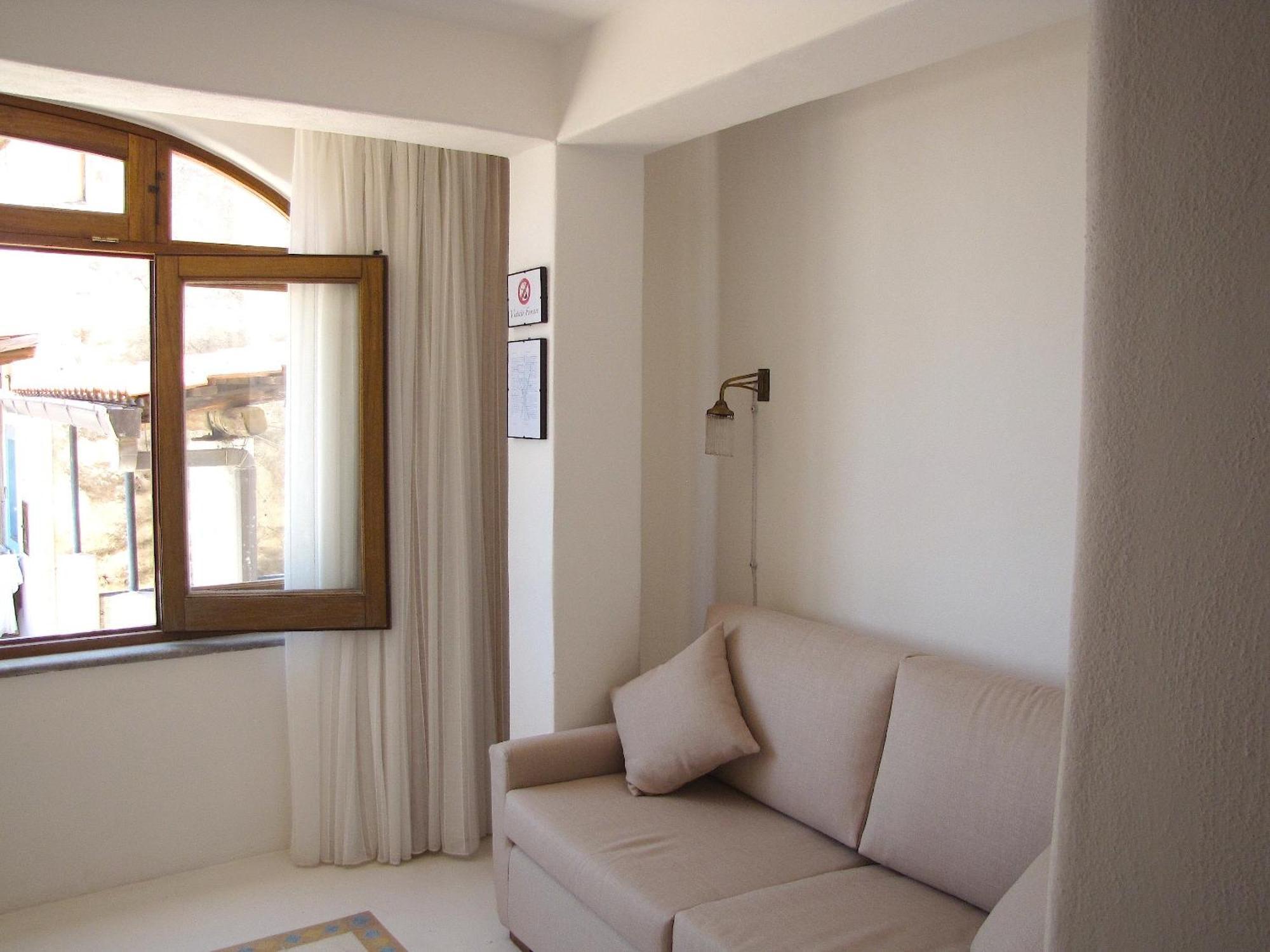 Hotel Santa Marina Antica Foresteria Santa Marina Salina Bagian luar foto