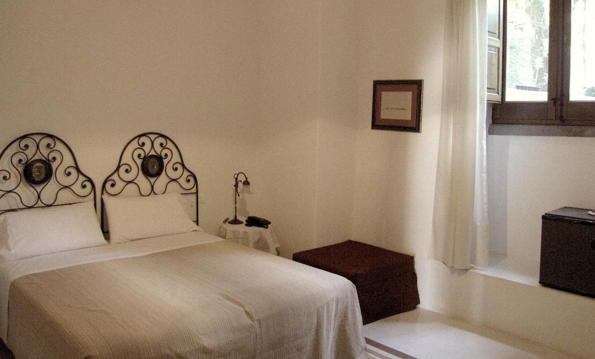 Hotel Santa Marina Antica Foresteria Santa Marina Salina Bagian luar foto
