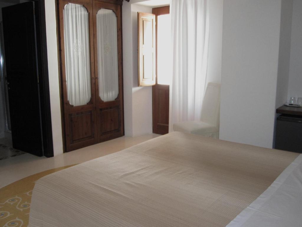 Hotel Santa Marina Antica Foresteria Santa Marina Salina Ruang foto