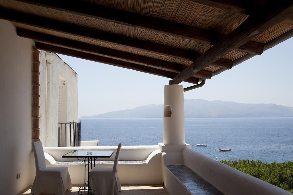 Hotel Santa Marina Antica Foresteria Santa Marina Salina Bagian luar foto