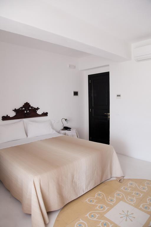 Hotel Santa Marina Antica Foresteria Santa Marina Salina Bagian luar foto